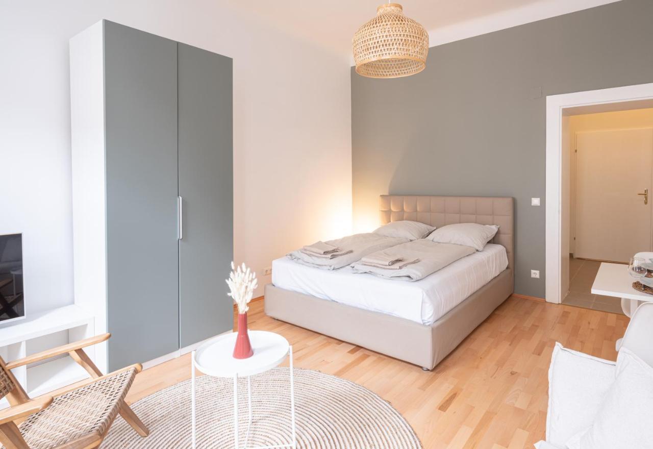 City Apartments Wina Bagian luar foto